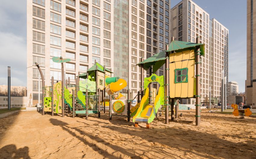 г. Москва, ЖК RedSide, комплексная игровая площадка