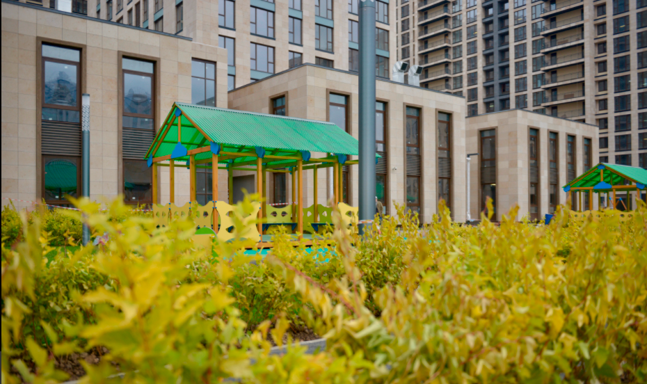 Поспели красивые фотографии игровых комплексов FUN-Terra с ЖК RedSide