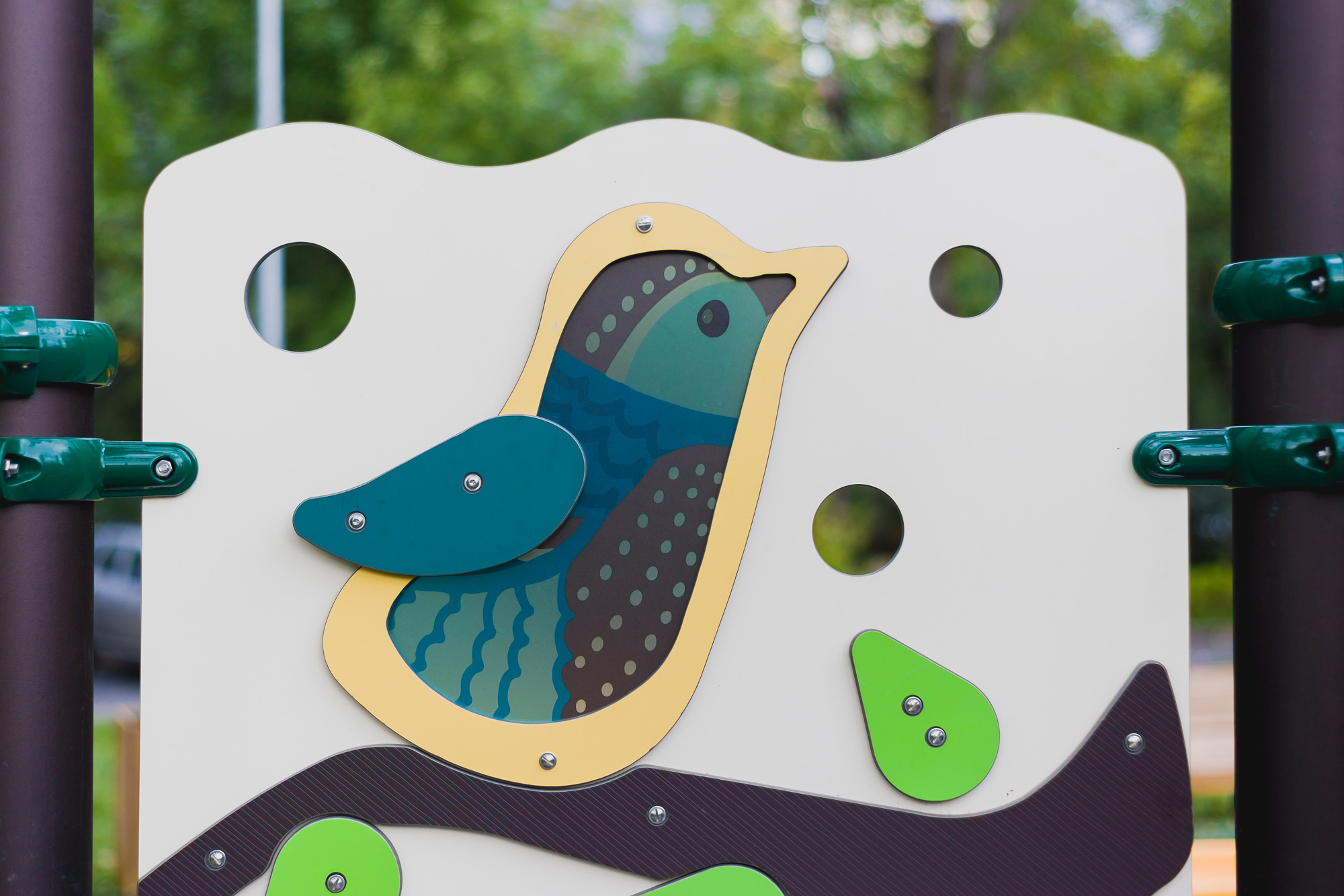 Фотографии установленных комплексов в уютном московском дворике!